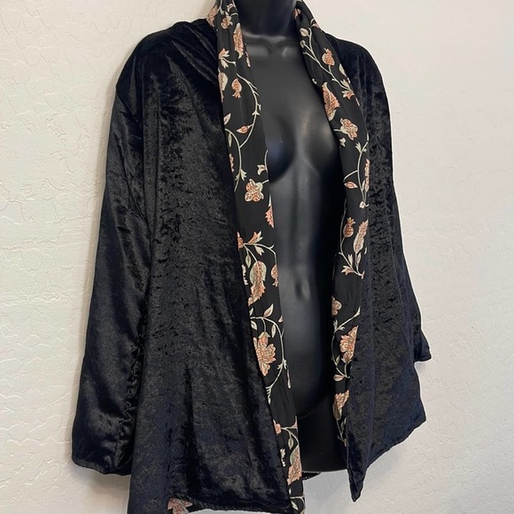 Cienna NWT  Reversible Velvet Jacket Women’s - Size Small/Medium - Picture 4 of 9